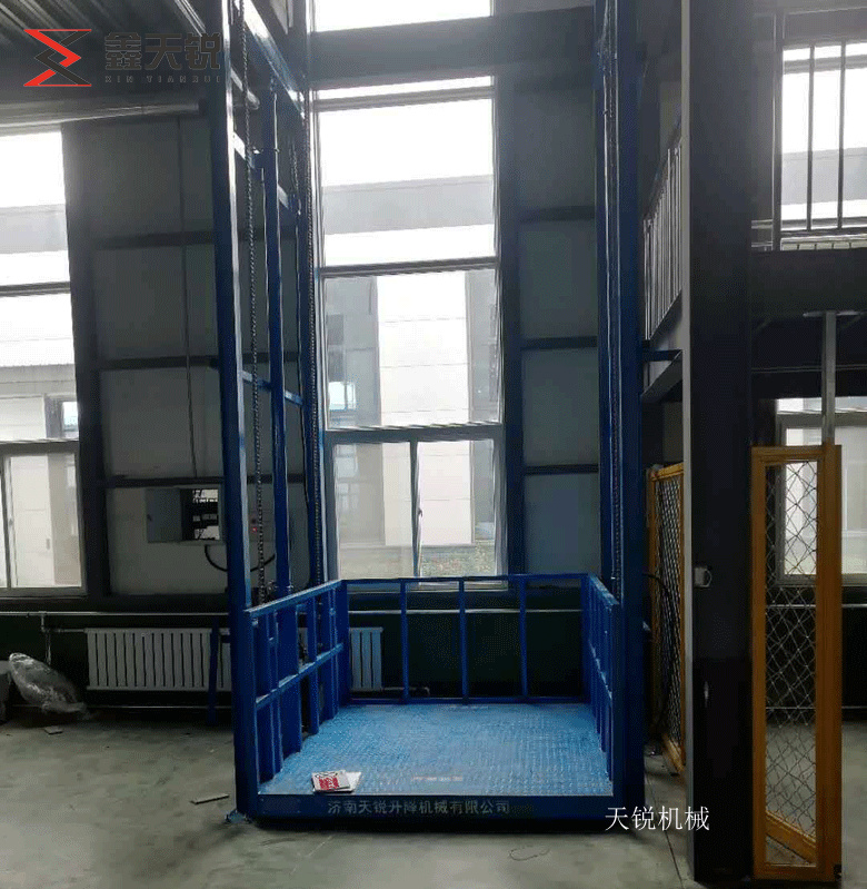晋中导轨式升降机验收合格